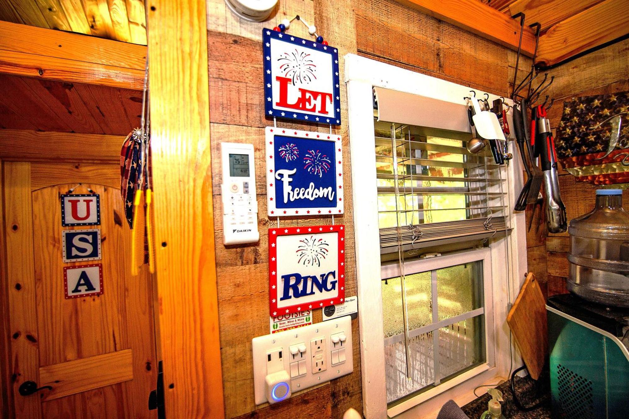 The Americana - Parker Creek Bend Cabins Murfreesboro Eksteriør bilde