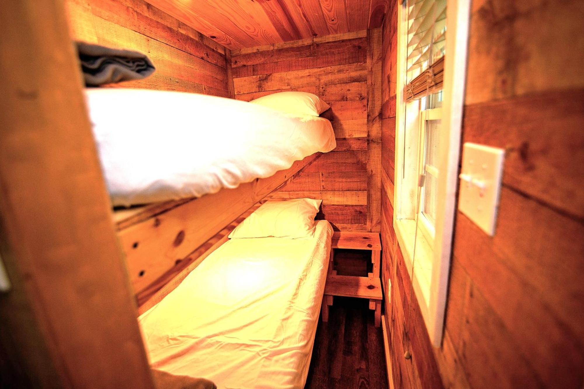 The Americana - Parker Creek Bend Cabins Murfreesboro Eksteriør bilde